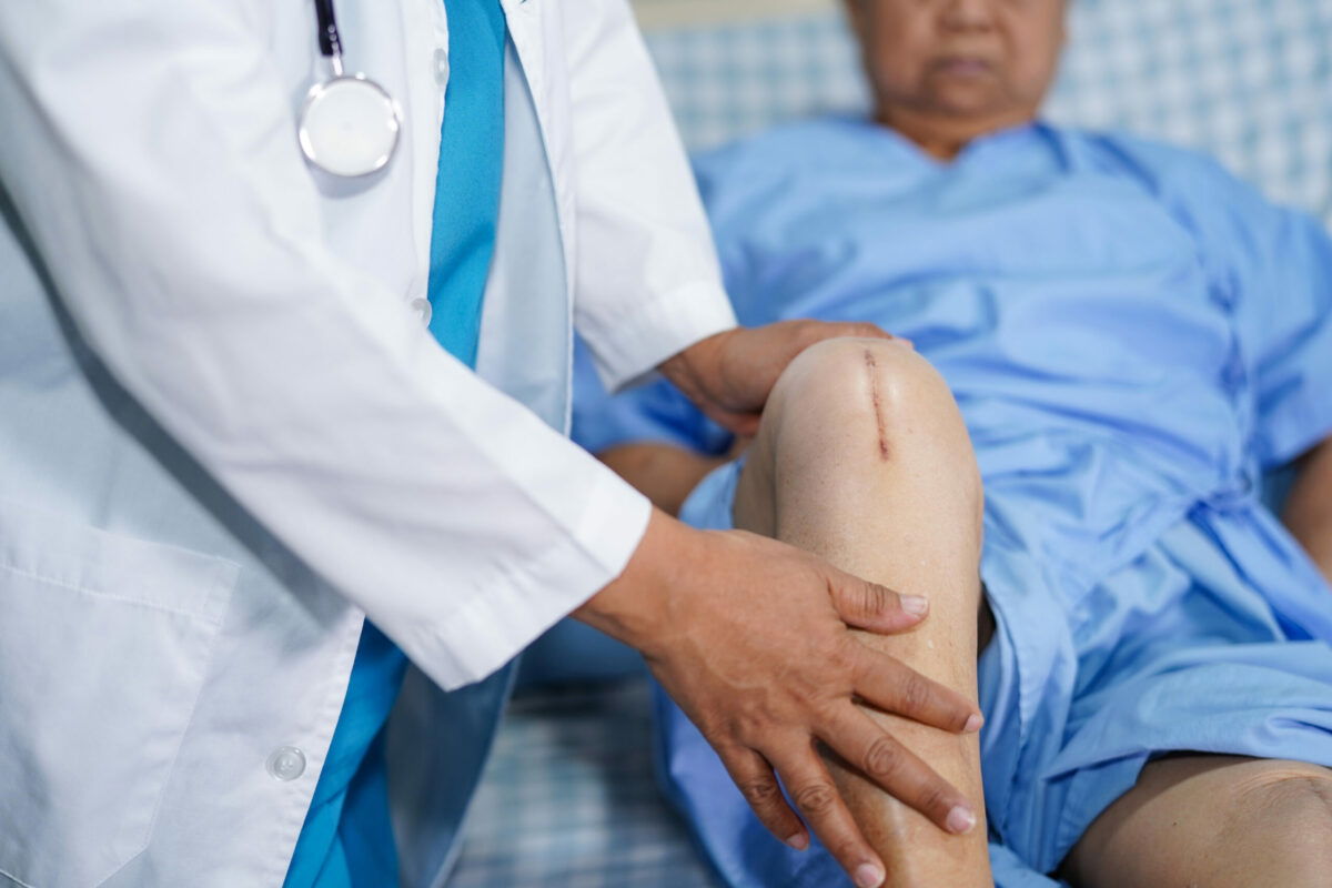 Best Hospital for Total Knee Replacement in Ghaziabad